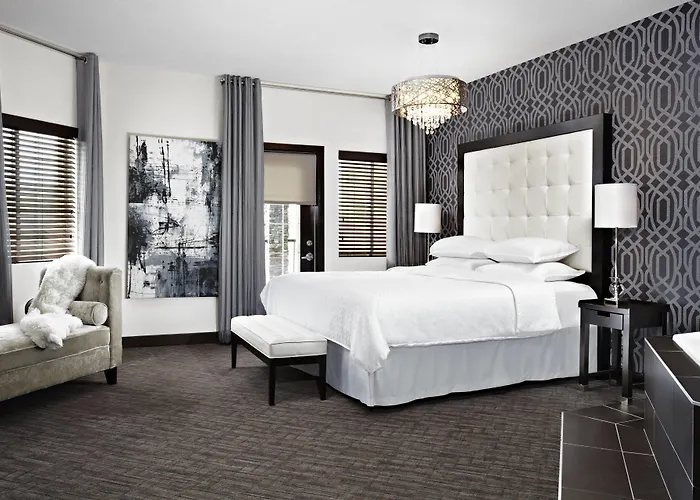 Four Points By Sheraton Hotel & Suites Calgary West